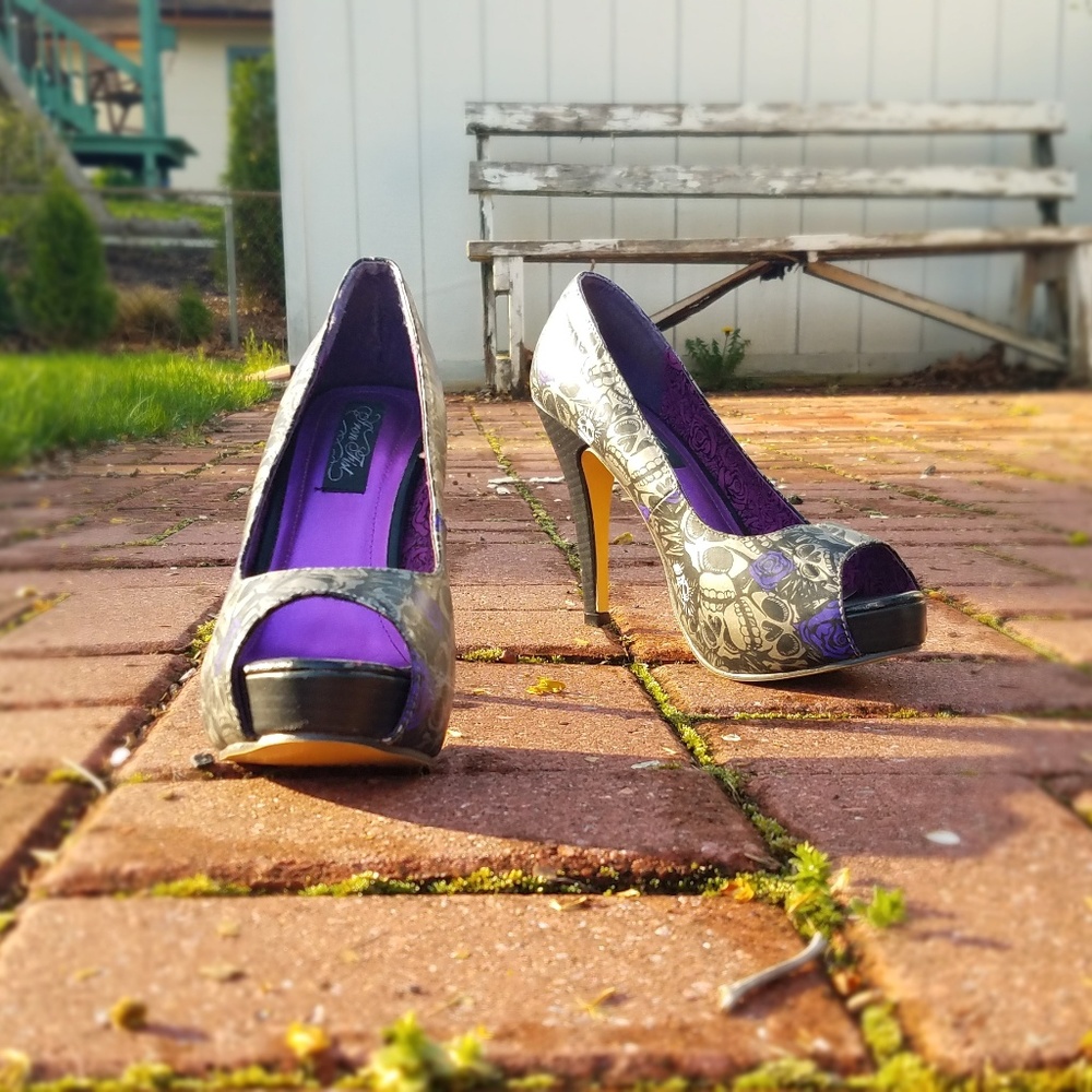 Iron Fist open toe skull punk grunge heal